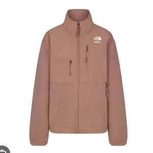 SKIMS NORTH FACE RETRO DENALI JACKET SIENNA